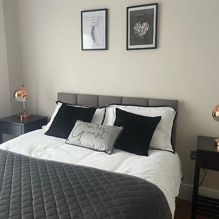 New Build 1 Bedroom Modern Apartment Rickmansworth Esterno foto