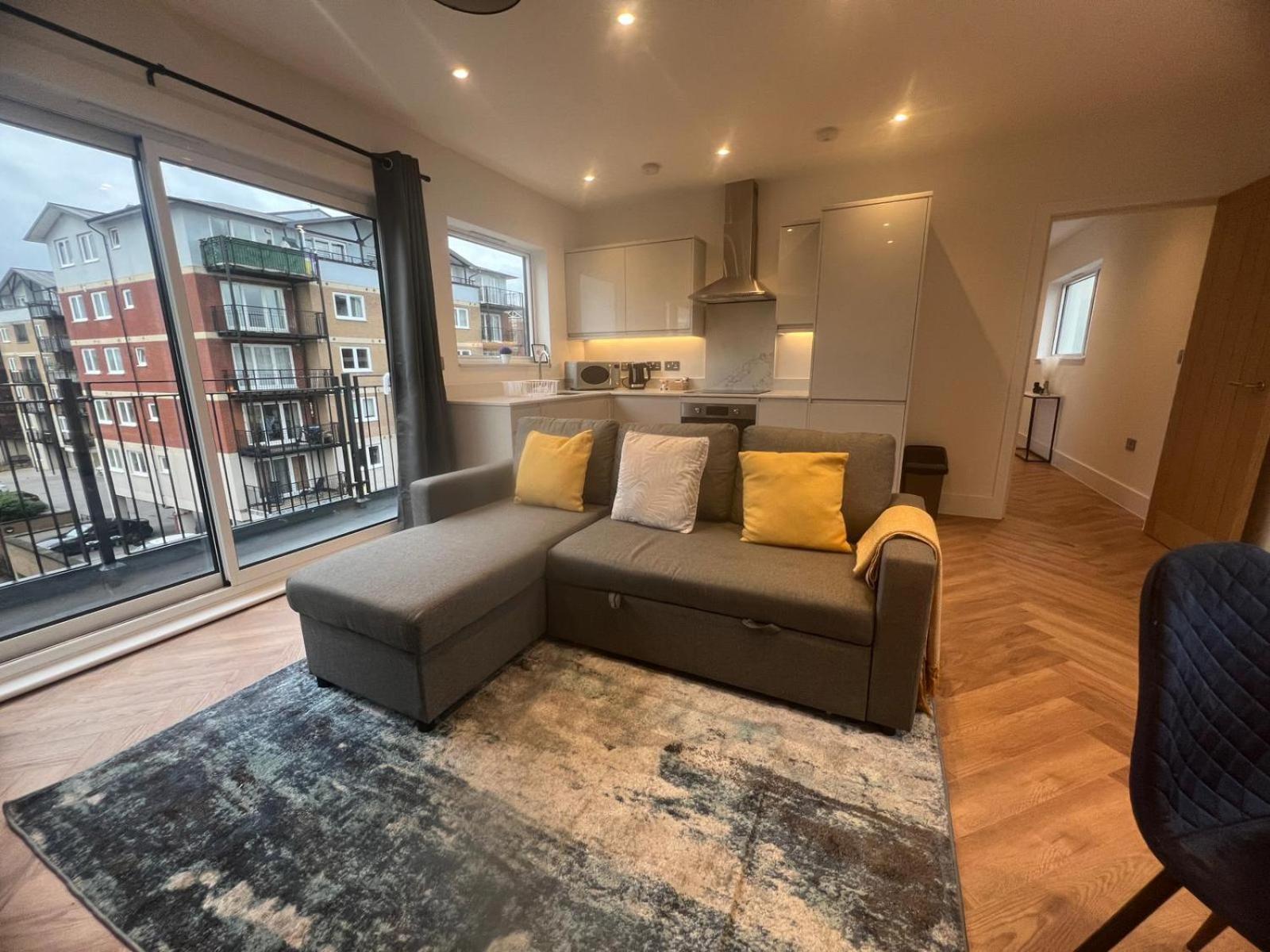 New Build 1 Bedroom Modern